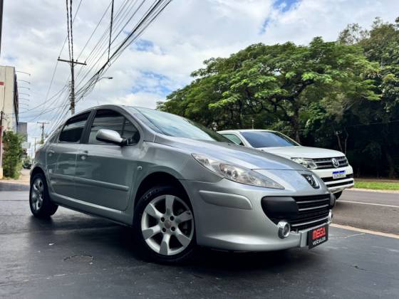 PEUGEOT 307 1.6 PRESENCE PACK 16V FLEX 4P MANUAL PEUGEOT 307 1.6 PRESENCE PACK 16V FLEX 4P MANUAL